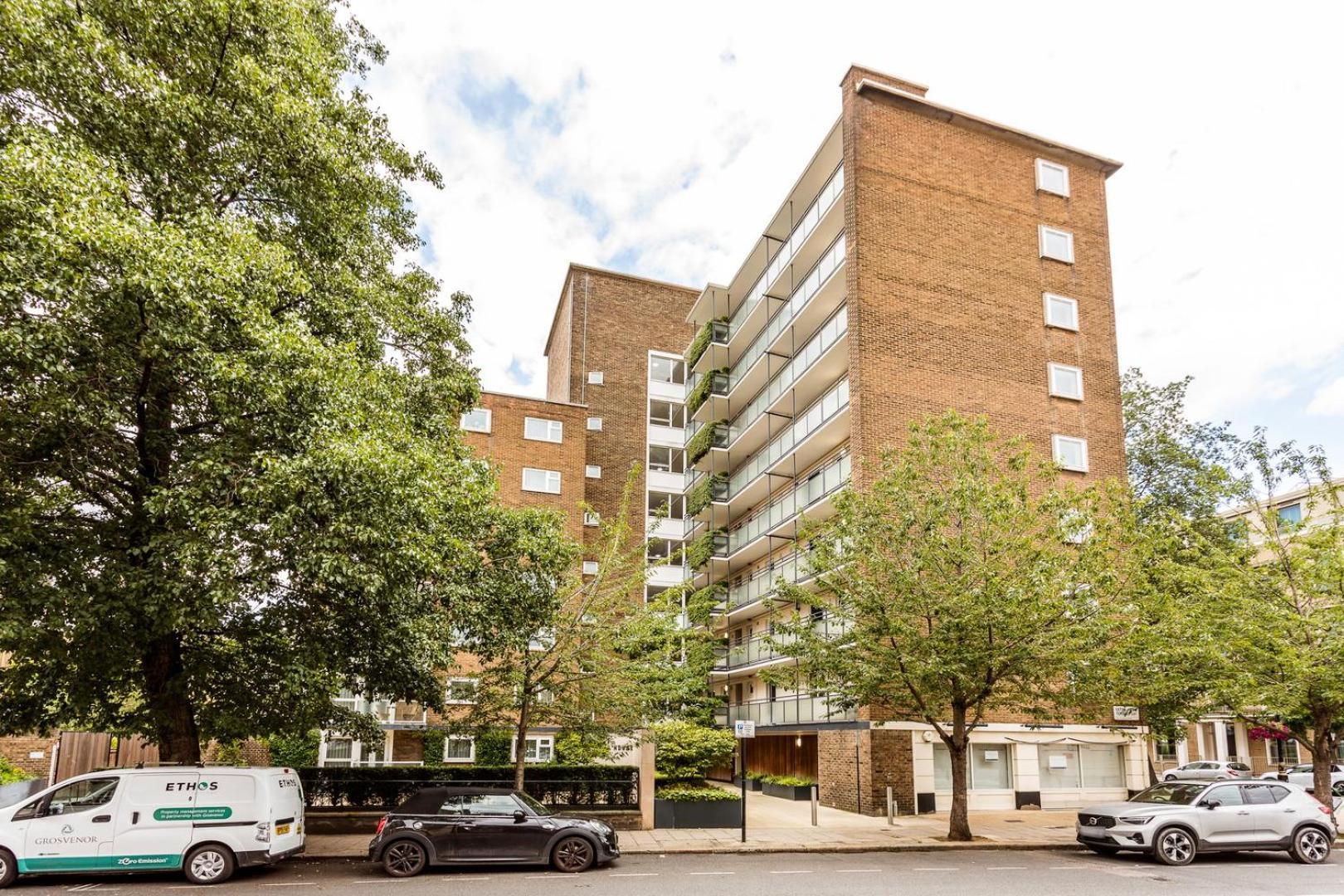 Bright And Spacious Belgravia Apartment London Exterior photo